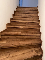 Bukoma schody s nosem z podlahy PARADOR - Praha